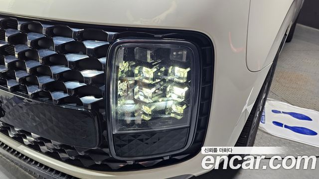Hyundai Staria 2024 — photo 8