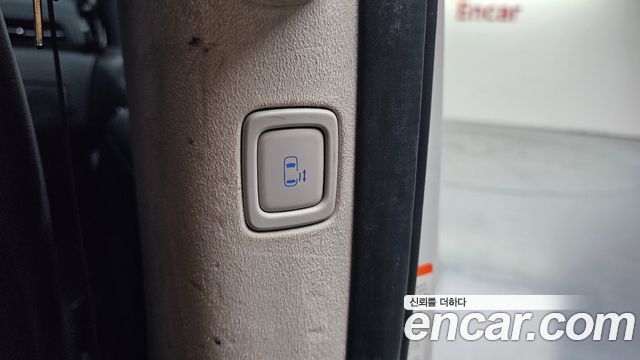 Hyundai Staria 2024 — photo 27