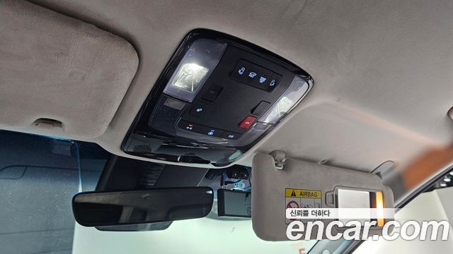 Hyundai Staria 2024 — photo 29