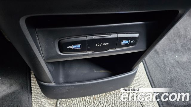 Hyundai Staria 2024 — photo 31