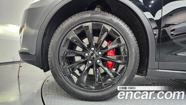 Tesla Model X 2019 — photo 5
