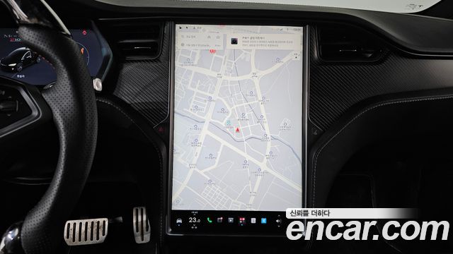 Tesla Model X 2019 — photo 14