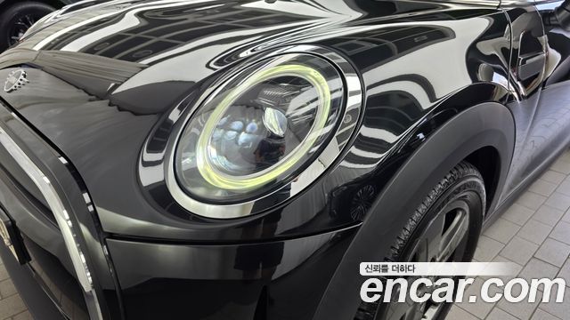 Mini Cooper 2023 — photo 8