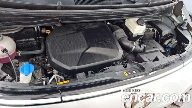 Hyundai Staria 2022 — photo 6