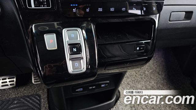 Hyundai Staria 2022 — photo 12
