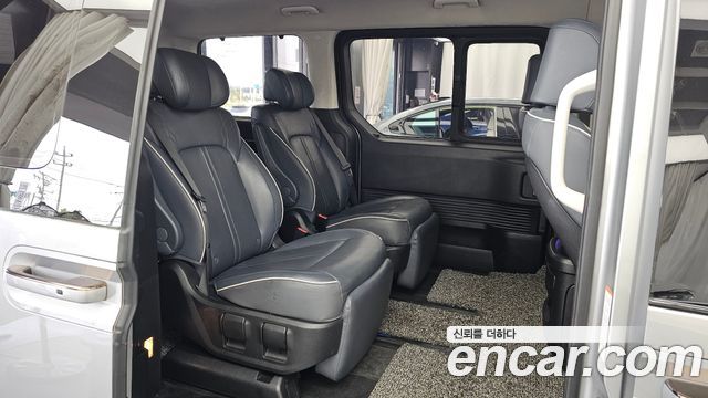 Hyundai Staria 2022 — photo 18