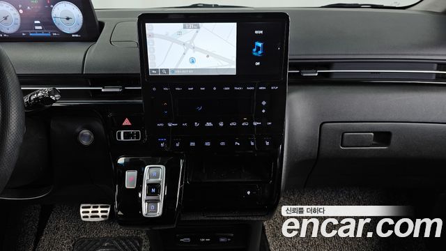 Hyundai Staria 2022 — photo 22