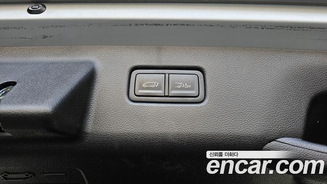 Hyundai Staria 2022 — photo 32