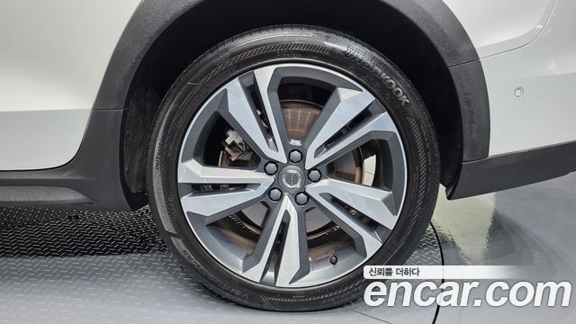 Volvo V60 2019 — photo 7