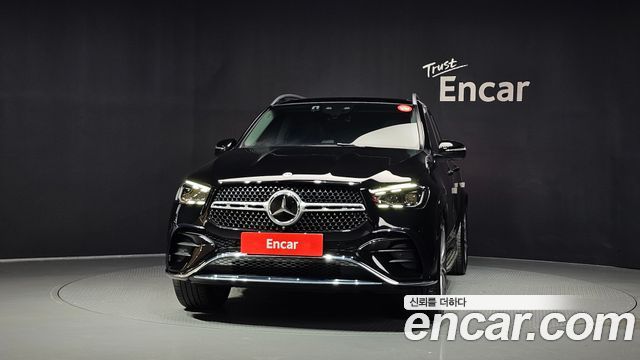 Mercedes-Benz GLE-Class 2023 — photo 3