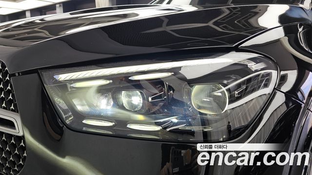 Mercedes-Benz GLE-Class 2023 — photo 8