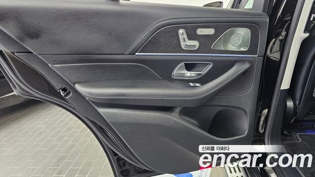Mercedes-Benz GLE-Class 2023 — photo 15