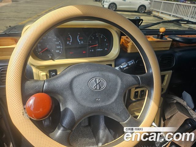 Hyundai Galloper 1998 — photo 12