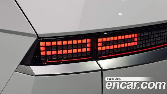 Hyundai Ioniq5 2024 — photo 9
