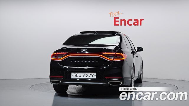 Hyundai Grandeur 2018 — photo 4