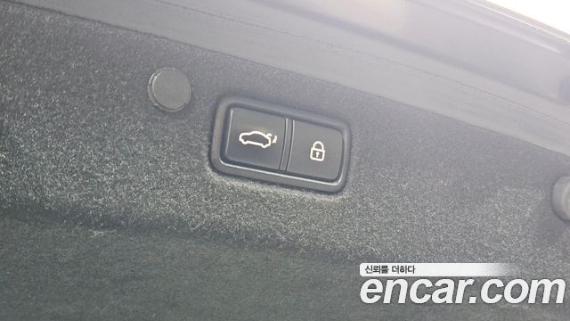 Hyundai Grandeur 2018 — photo 20