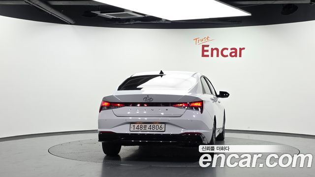 Hyundai AVANTE 2023 — photo 4