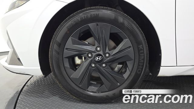 Hyundai AVANTE 2023 — photo 5