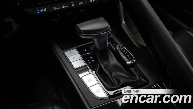 Hyundai AVANTE 2023 — photo 12