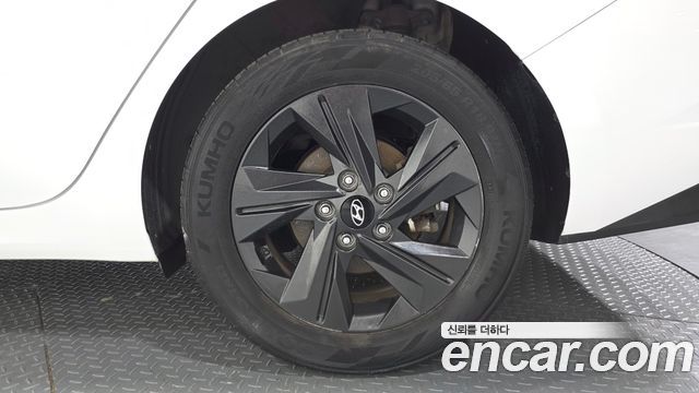 Hyundai AVANTE 2023 — photo 7
