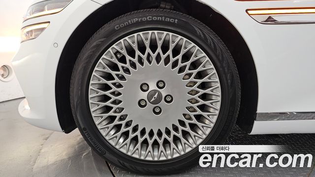 Genesis G80 2022 — photo 5