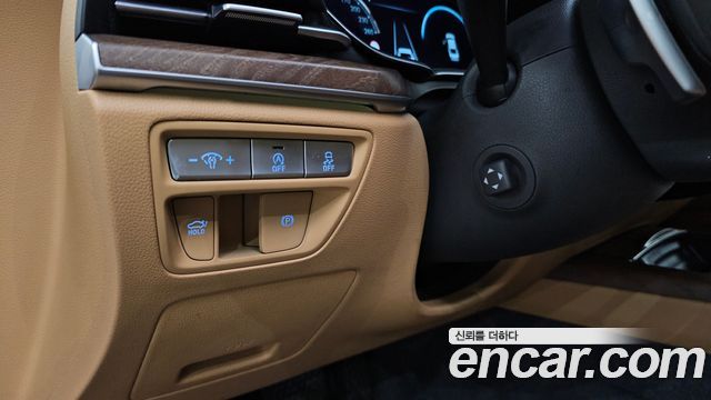 Genesis G80 2022 — photo 24