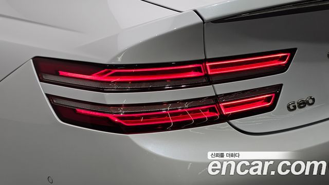 Genesis G80 2022 — photo 9