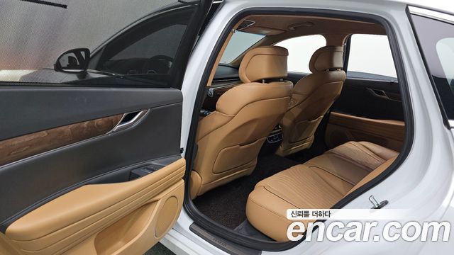 Genesis G80 2022 — photo 16