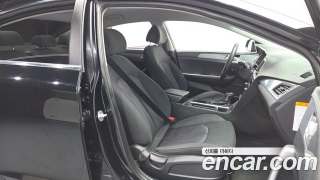 Hyundai Sonata 2016 — photo 17