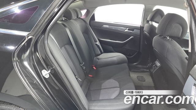 Hyundai Sonata 2016 — photo 18
