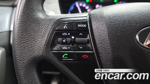 Hyundai Sonata 2016 — photo 24