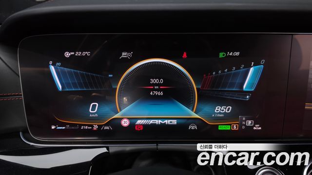 Mercedes-Benz AMG GT 2022 — photo 11