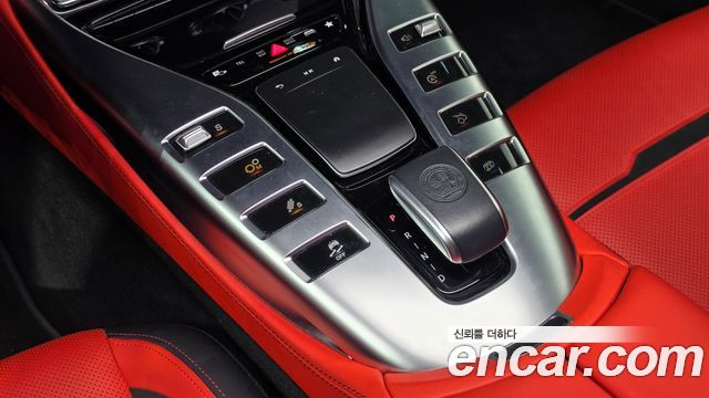 Mercedes-Benz AMG GT 2022 — photo 12