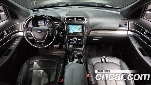 Ford Explorer 2018 — photo 7