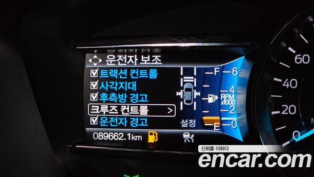 Ford Explorer 2018 — photo 19