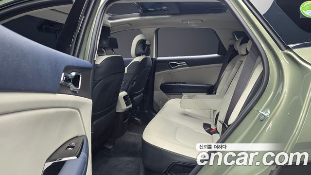 Kia Sportage 2022 — photo 18