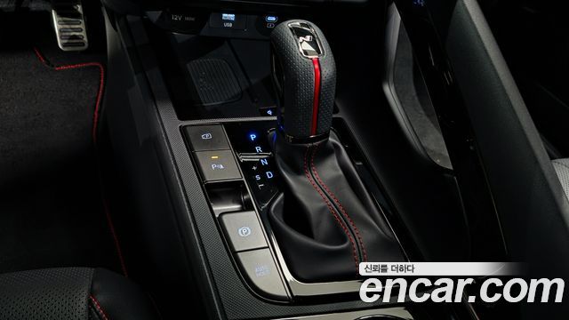 Hyundai AVANTE 2025 — photo 9