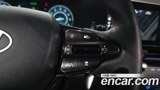 Hyundai AVANTE 2025 — photo 16