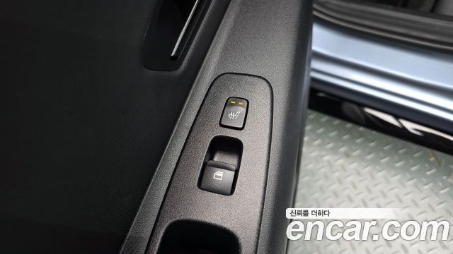 Hyundai AVANTE 2025 — photo 18