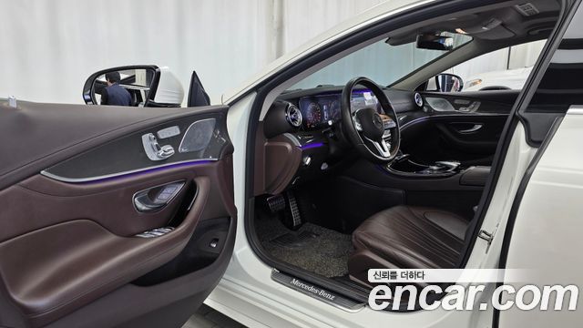 Mercedes-Benz CLS-Class 2019 — photo 13