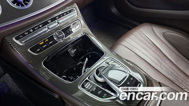 Mercedes-Benz CLS-Class 2019 — photo 22