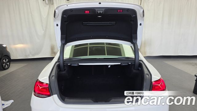 Mercedes-Benz CLS-Class 2019 — photo 26