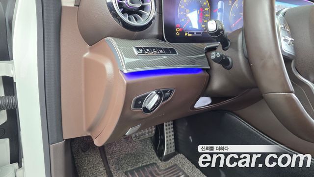 Mercedes-Benz CLS-Class 2019 — photo 29