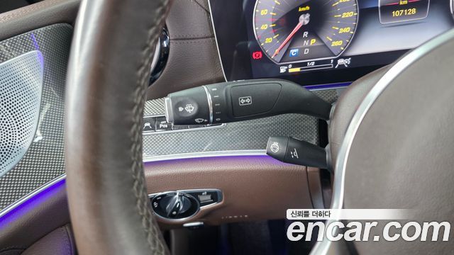 Mercedes-Benz CLS-Class 2019 — photo 30