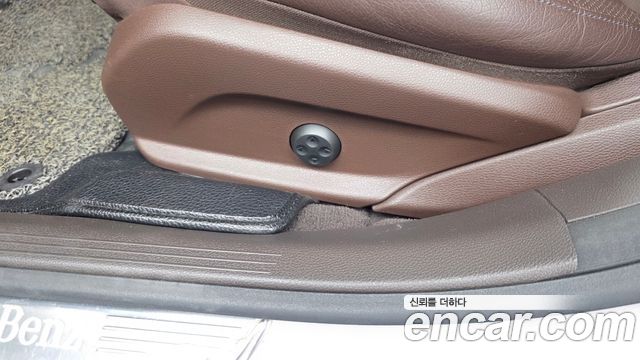 Mercedes-Benz CLS-Class 2019 — photo 32