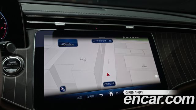 Mercedes-Benz E-Class 2025 — photo 17