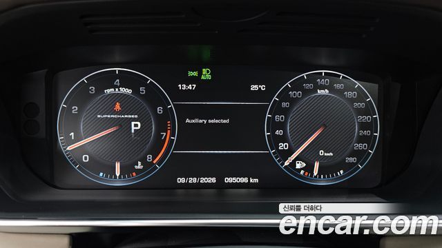 Land Rover Range Rover 2016 — photo 8