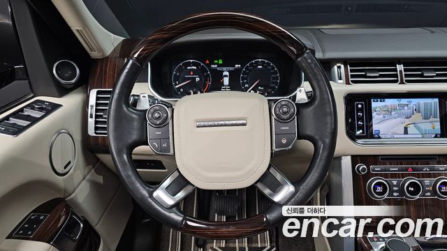 Land Rover Range Rover 2016 — photo 13