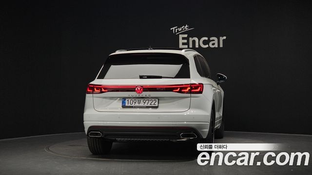 Volkswagen Touareg 2026 — photo 4