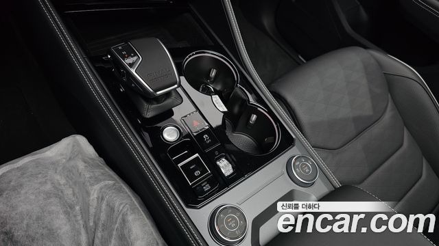 Volkswagen Touareg 2026 — photo 9